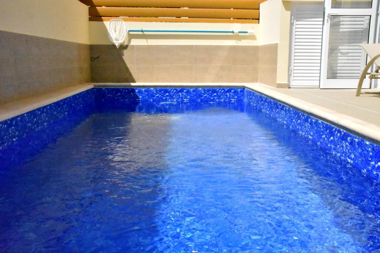 Star House Villa Paphos ภายนอก รูปภาพ