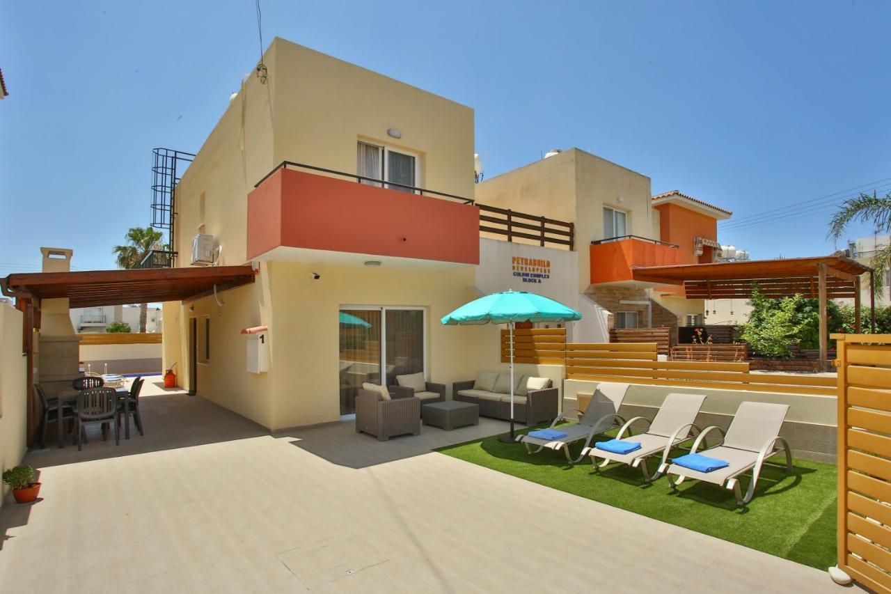 Star House Villa Paphos ภายนอก รูปภาพ
