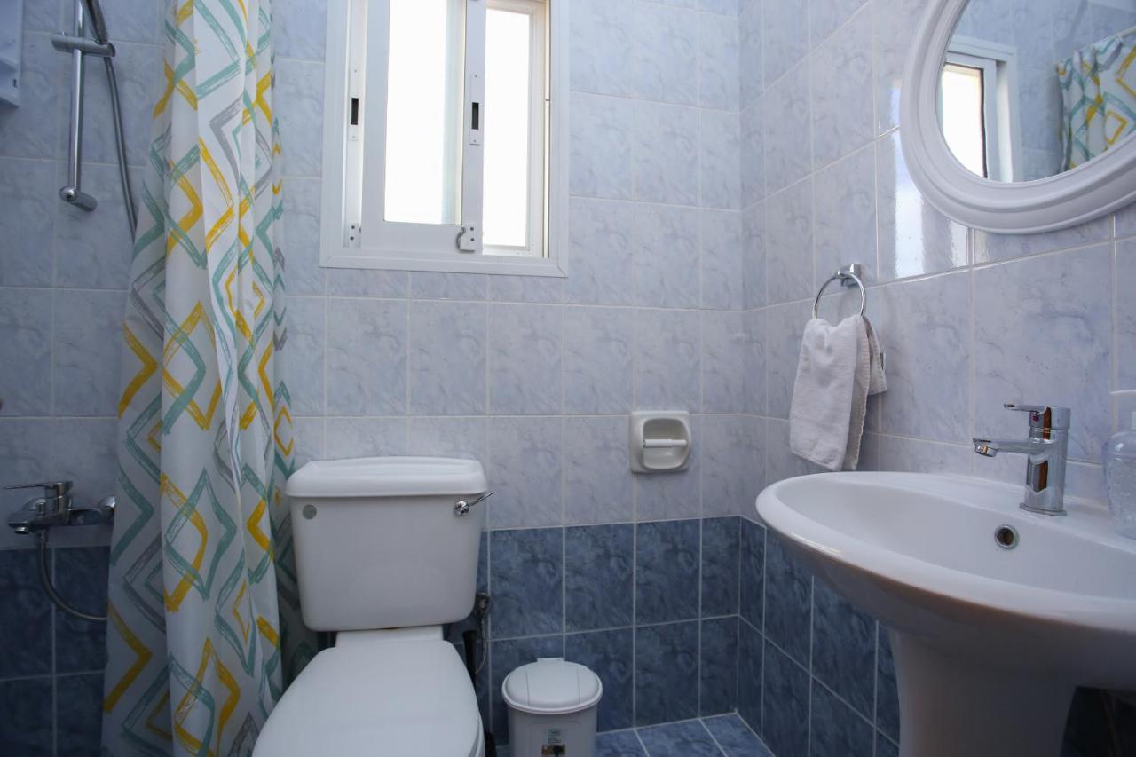 Star House Villa Paphos ภายนอก รูปภาพ